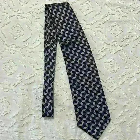 Avanzini 100% Silk Handmade In Italy Men's Tie - Picture 1 of 4